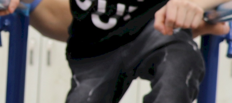 العلاج لاطفال مدرسة الأميرة بسمة الجامعة الثانوية